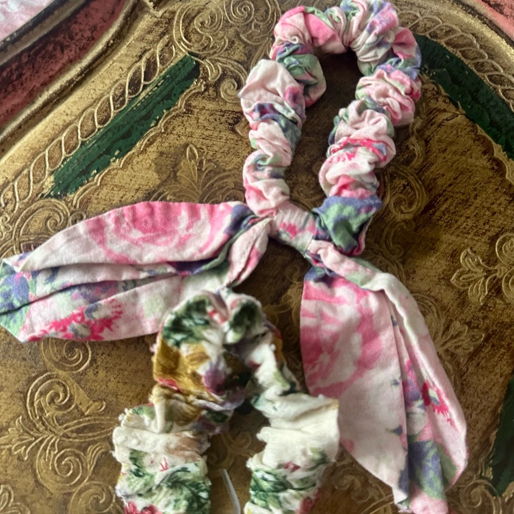 LOVESHACKFANCY Signature Ribbon Scrunchies Set of Two Autumn Floral Pink Green - Picture 2 of 4